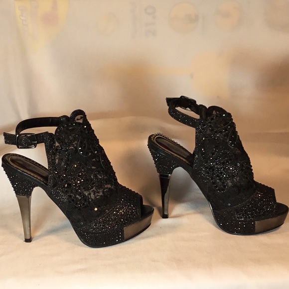 First Sight - Picture 3 of 6